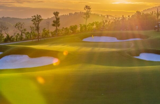 Van_Lang_Empire_Golf_Club_3